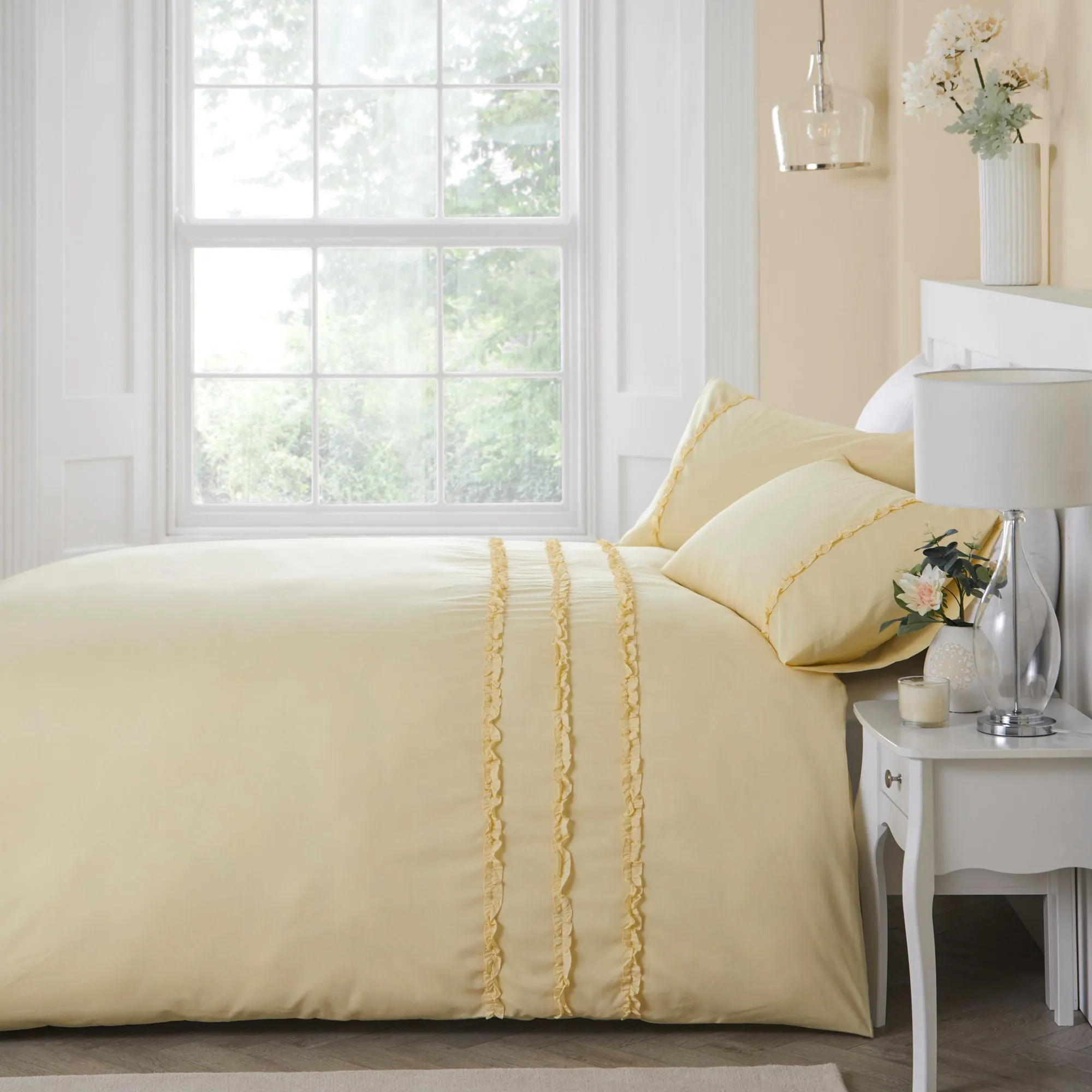 Felicia Frill Duvet Cover Set by Serene in Yellow