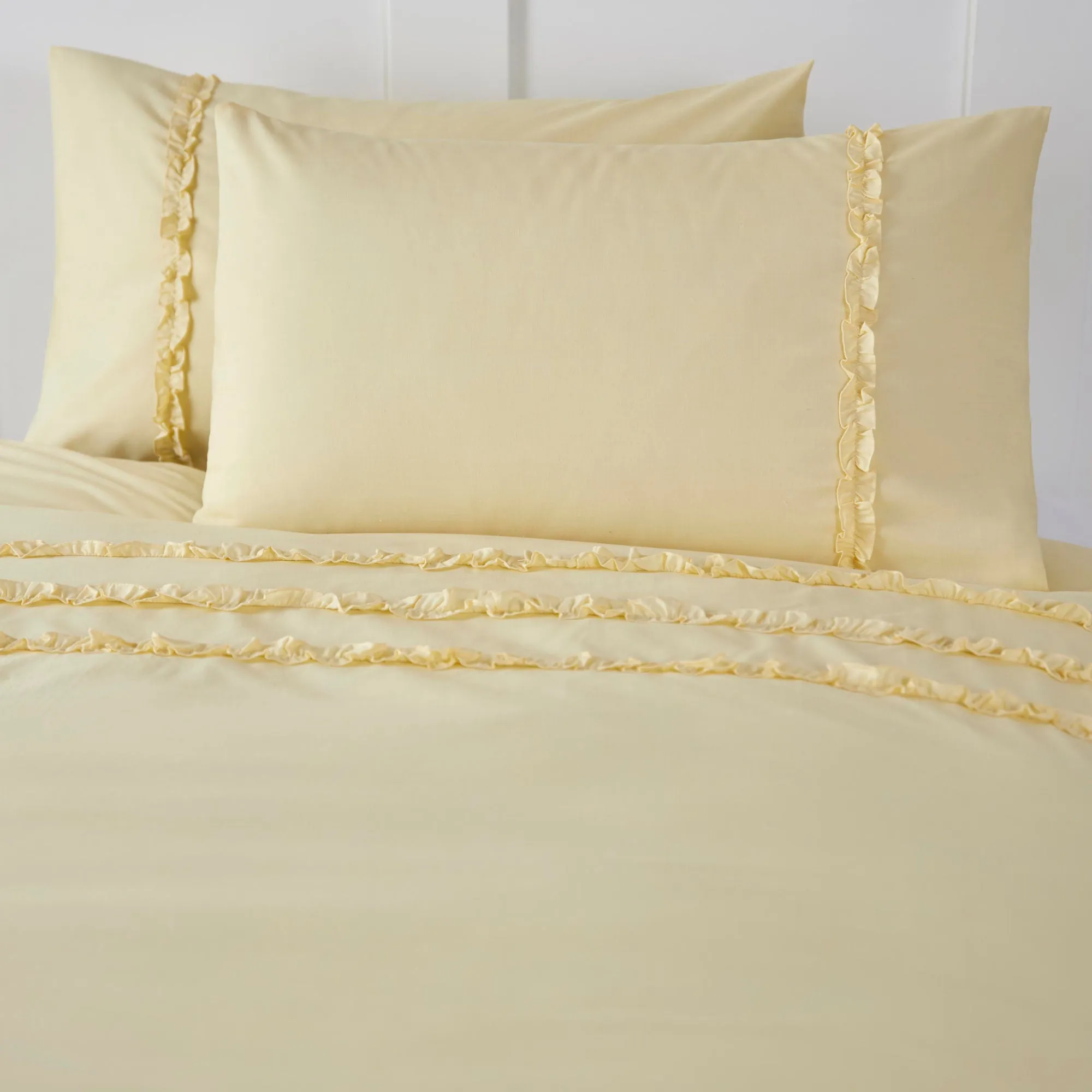 Felicia Frill Duvet Cover Set by Serene in Yellow