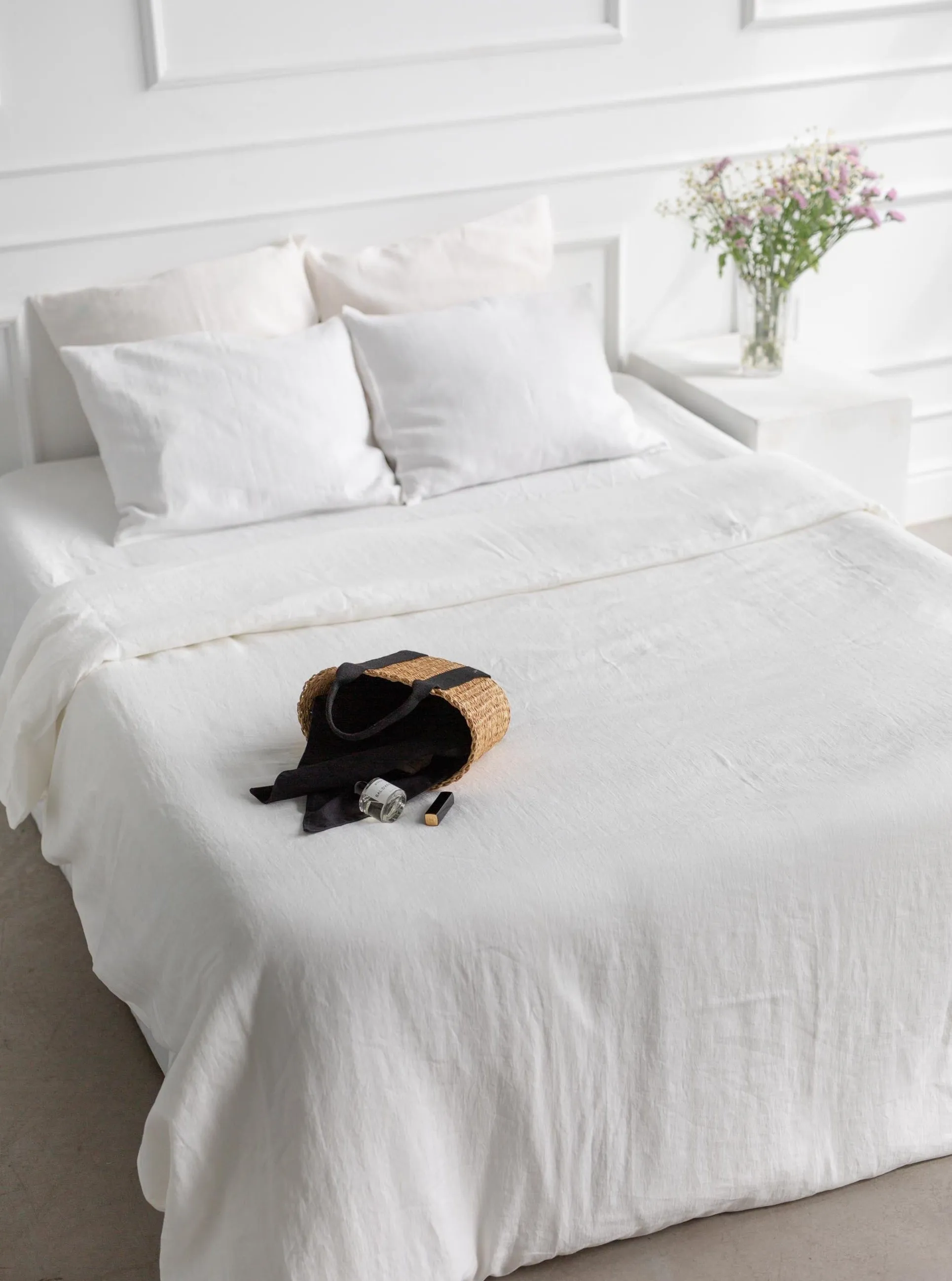 Linen Bedding Set - White