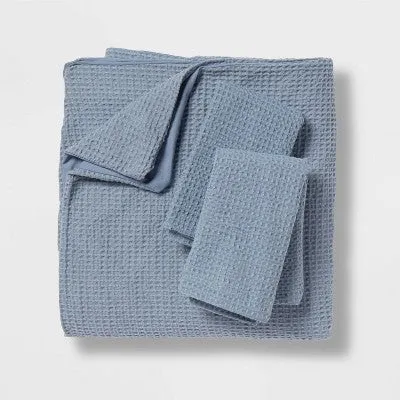 New - King Washed Waffle Weave Duvet Cover & Sham Set Blue - Threshold