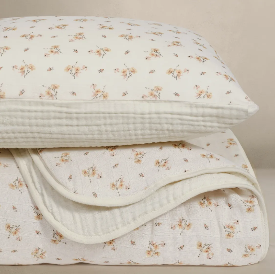 Oilo Muslin Crib Quilt and Sham Set